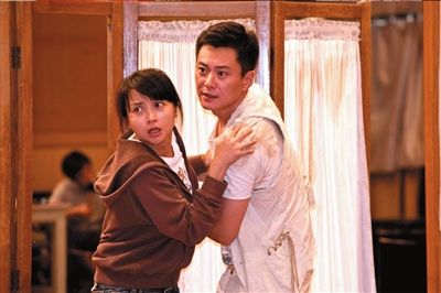 王斑饰演周萍(资料图)