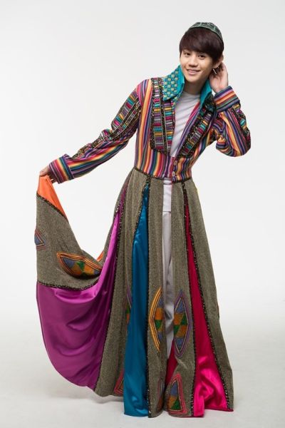 BEAST成员梁耀燮音乐剧造型