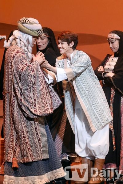 梁耀燮试演音乐剧