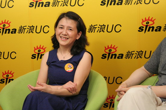 图文:《失明的城市》聊天-冯大庆笑容可掬