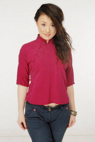 图文:《音乐之声》主持人-苏宁