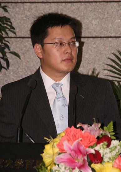 图文:北京大学文化产业研究院副院长向勇