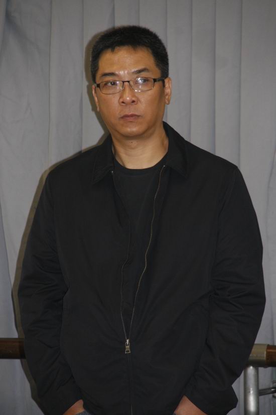 关锦鹏马兰制音乐剧《长河》