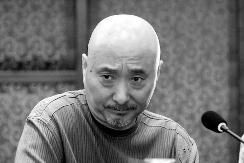 陈佩斯到福州演出《阳台》