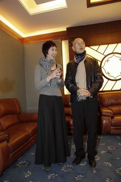 罗家英上海取经学京剧 与史依弘相约演出(组图)