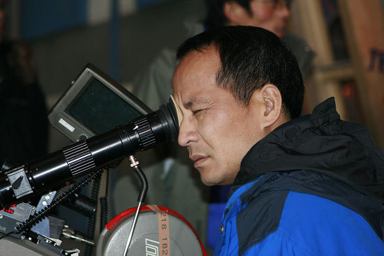 曾参与的(电影,摄影指导) 代表作品: 香港 《老泥妹》  《尖东双虎》