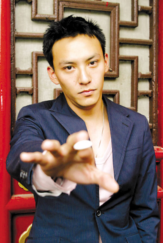 张震不像戏中那样压抑