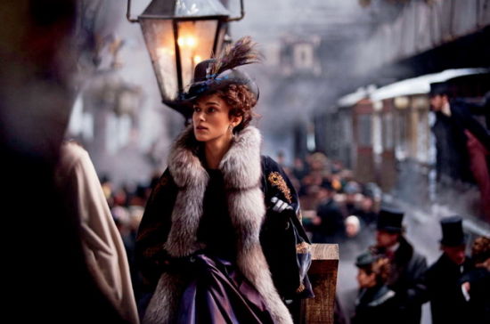 凯拉在《安娜-卡列尼娜》中造型