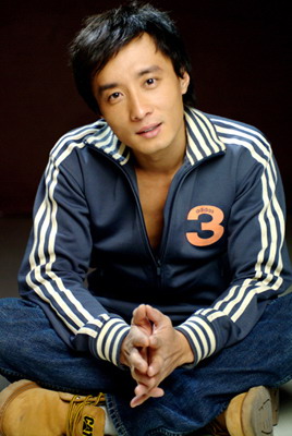 高峰结缘意大利名导托纳托雷 合作拍奥运宣传片