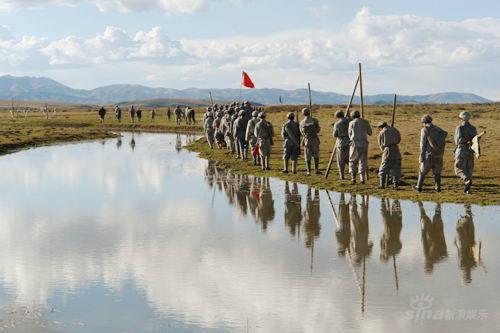 《革命到底》呼唤英雄 开辟红色影片新时代