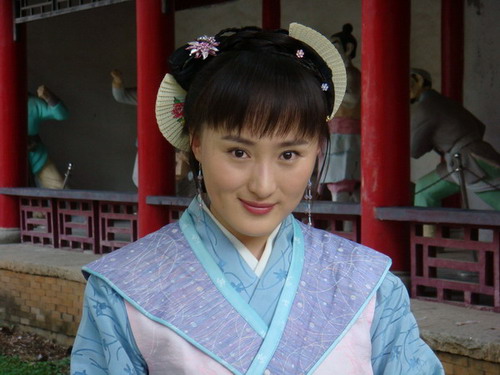 牛梦尧出演武侠片 做骨子里就爱冒险的女孩(图)