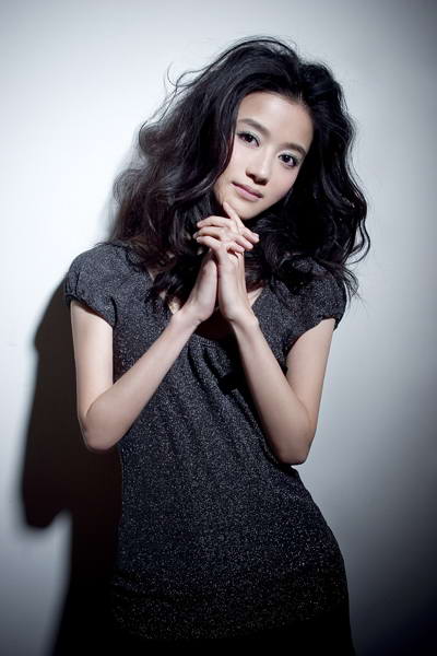 《集结号》女主演视频曝光 汤嬿拍广告狂用替身