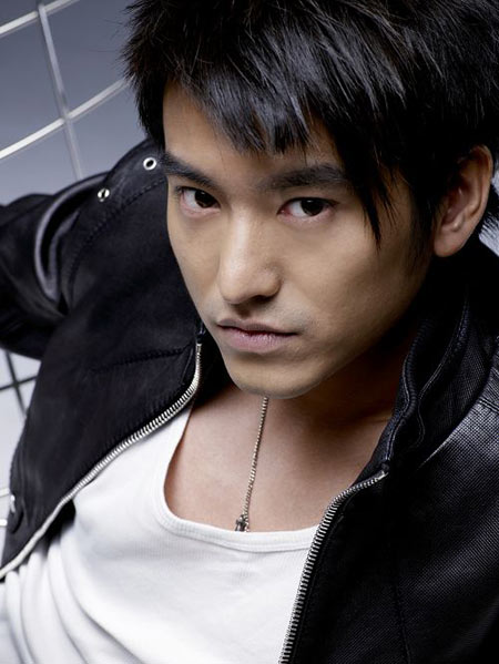 袁文康首度加盟冯式贺岁剧 感受《集结号》魅力