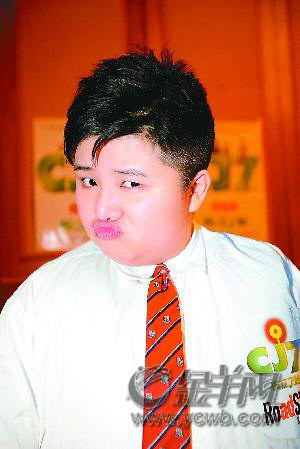 《长江七号》小演员抢镜又抢麦 周星驰略显苍老