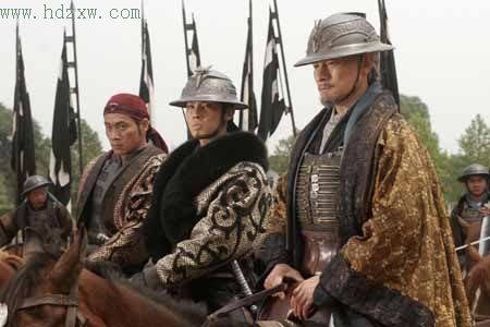 吴建豪(中)和刘德华(右)剧照曝光