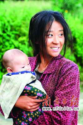 《樱桃》即将广东上映 苗圃自毁形象演绎疯母亲