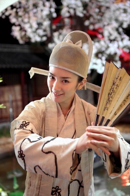 《荡寇》接力《十全九美》 黄奕商业文艺双出击