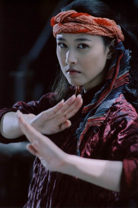 春节在家看《水浒英雄谱》 周海媚郭德纲等主演