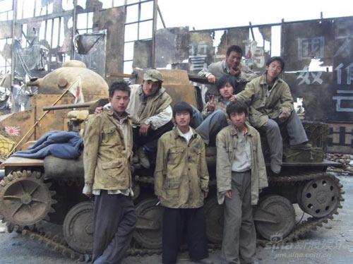 大学生群众演员合影