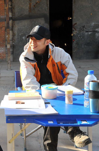 导演杨庆凭处女座《夜店》签约美国第一大经纪公司caa