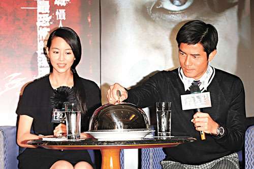 郭富城被问婚事 拿"老婆"张钧宁做挡箭牌