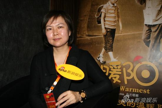 女导演乌兰塔娜