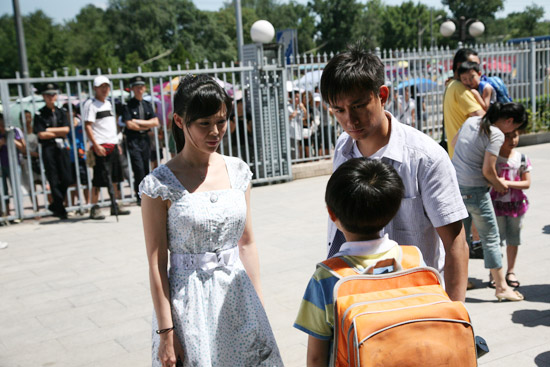 关悦《火星没事》剧照 新浪娱乐讯 《火星没事》作为今年首部贺岁电影