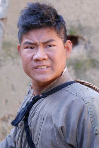 谢孟伟《常德大血战》造型被指似"杜小山"