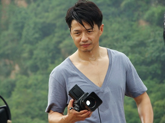 段奕宏《全城热恋》摄影上瘾 吕燕助阵长城取景
