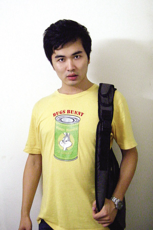 大三男生拍摄悬疑电影 报名参评戛纳"平民奖"