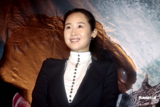 蒋婧出席《澳门1949》首映