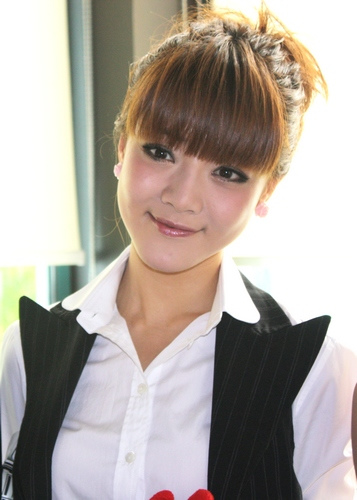 邓家佳出演《a面b面》受好评