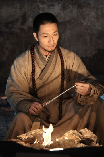 李宗翰曝《剑雨》武打设计独特 高僧打架用筷子