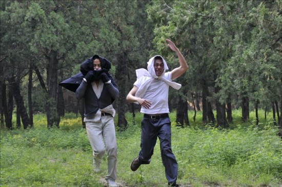 美丽教主伊能静,性格小生夏德俊领衔主演的动作悬疑片《回马枪》已