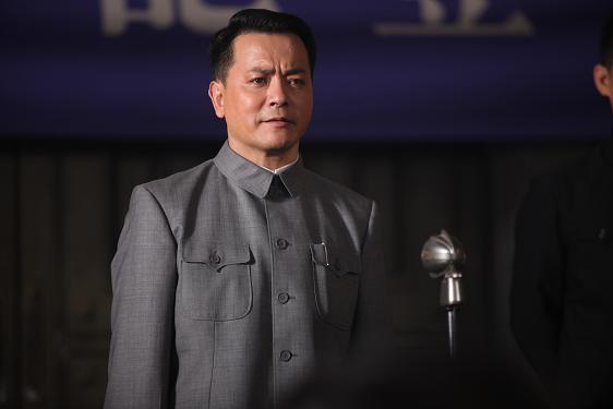 《谁主沉浮》获奖 "蒋经国"电贺导演陈力