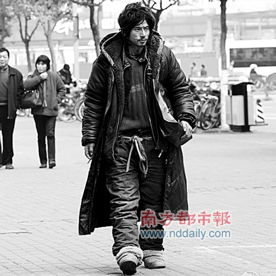 邓建国投资《潮人》将拍 "犀利哥"走进大银幕