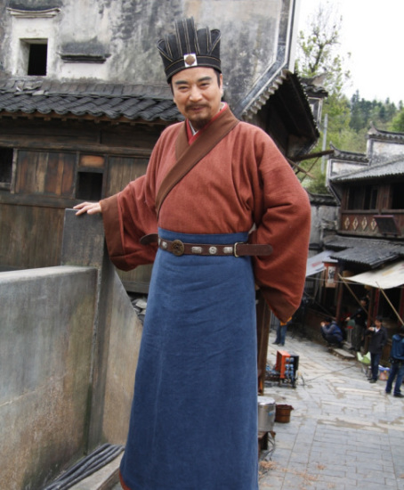 岳跃利《武林外传》颠覆形象 变身房产奸商(图)