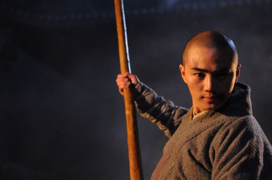 余少群武僧扮相