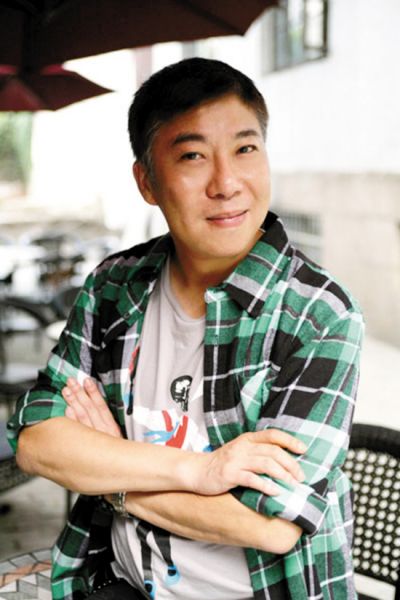 香港导演马伟豪拍电影版《奋斗》让人有些意外（资料图）