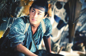 林峰的许仙造型