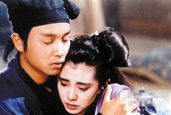 老版《倩女幽魂》里的宁采臣（张国荣饰）和小倩（王祖贤饰），已成为影迷心中难以磨灭的经典角色