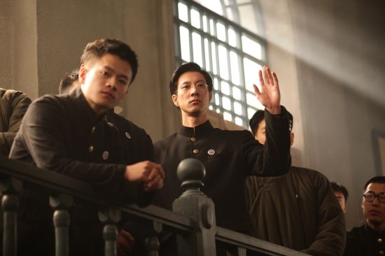 《建党伟业》发布ng版预告片