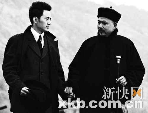 余少群饰演的汪精卫和孙淳（右）饰演的袁世凯