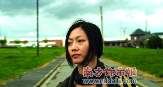 女一号任洁是初涉大银幕的华裔法国女孩.