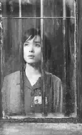 《浮出水面的影子》剧照