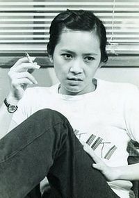 作为演员，叶德娴也曾演过叛逆少女