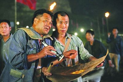 电影《吴仁宝》首映 85岁书记原型出席现场