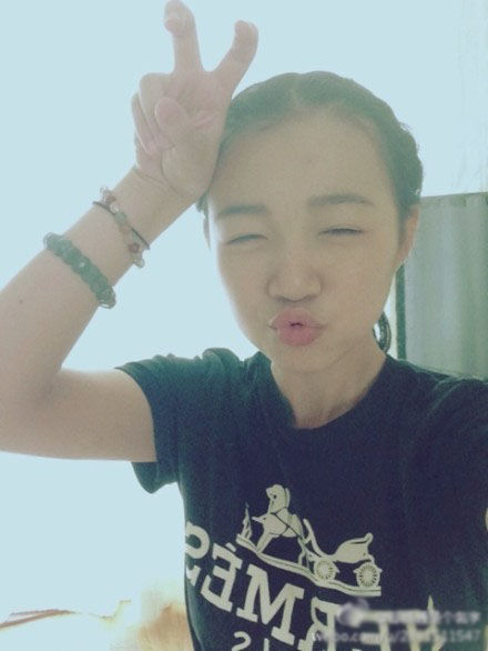 郄路通微博卖萌