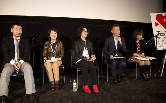 宁瀛导演和众主创在东京电影节