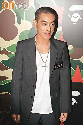 麦浚龙回应影片暴力:从小看